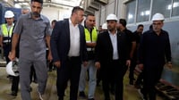 انهيار الكهرباء في العراق.. الوزارة تتعهد بإعادة الخدم