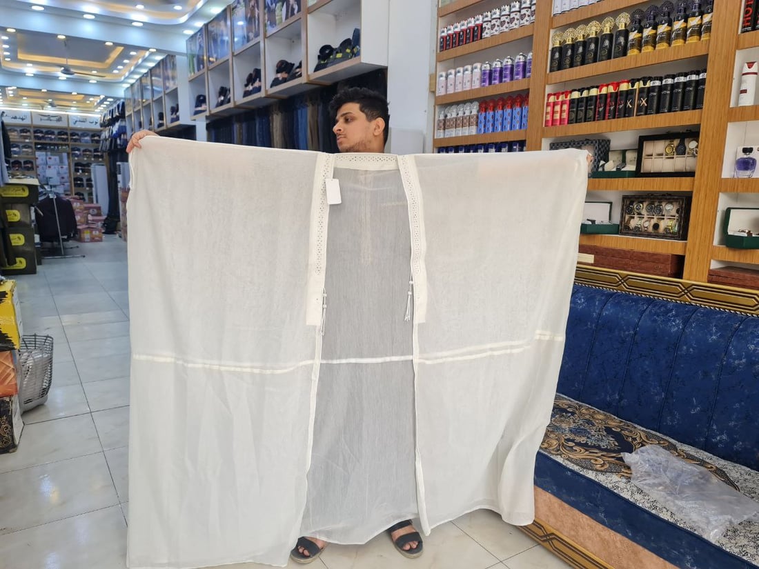 صور: عشاق “الكشتة” أعدوا البنادق وسيخيمون بعباءات إنكليزية في بادية السماوة