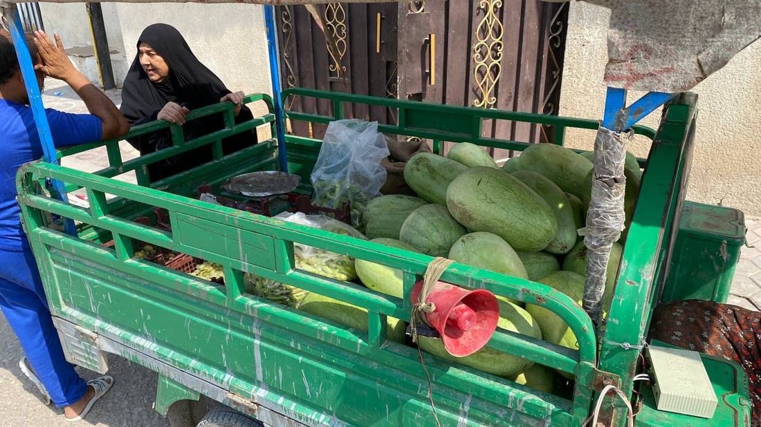 كم تربح؟.. دردشة مع “أبو ستوتة” خضار في البصرة: سيأتينا الريحان مبرداً من أربيل