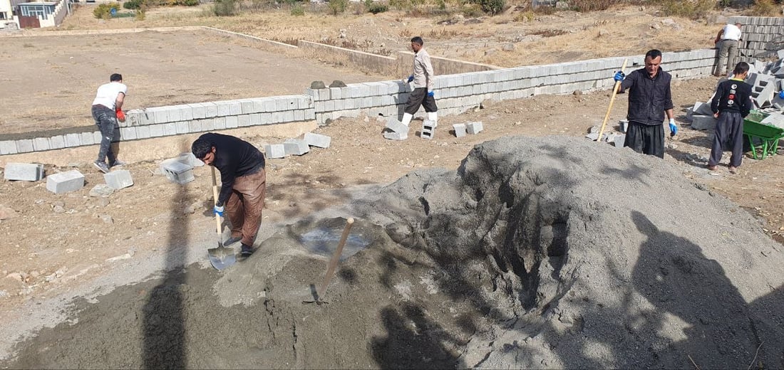 هێرۆ ده‌بێته‌ خاوه‌ن دوو باخچه‌ى گشتى