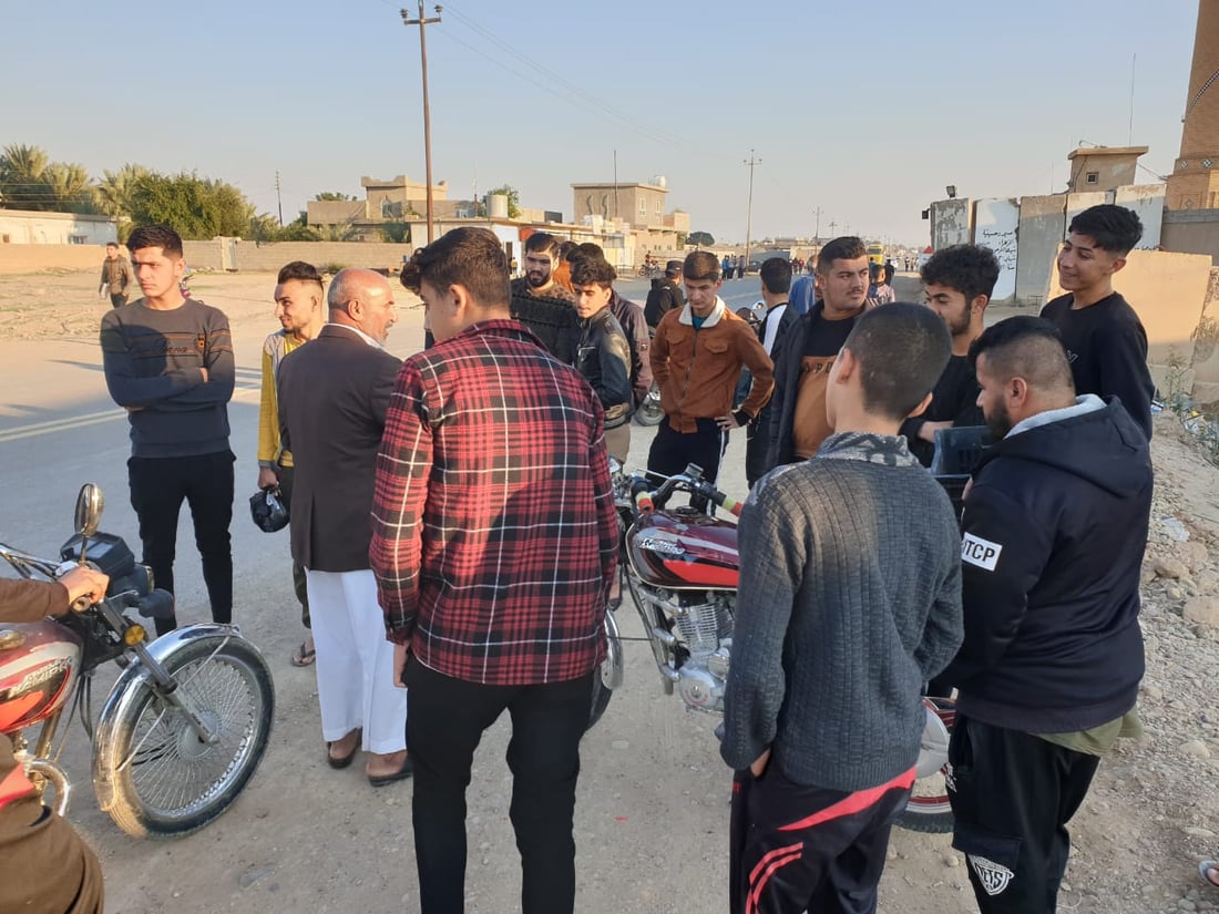 اصطدام بين “كراون” ودراجة نارية بسبب السرعة الفائقة في السعدية (صور)