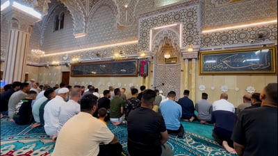 سيارات الطوارئ تبث التكبيرات في شوارع بغداد مع حلول عيد الأضحى