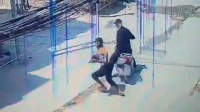 فيديو: ملثمون يستهدفون منزل ضابط برتبة عميد وسط الناصرية