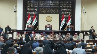 البرلمان يرفض زج العراق في الحرب الراهنة ويشكل لجنة تحقيق في انتهاكات السيادة