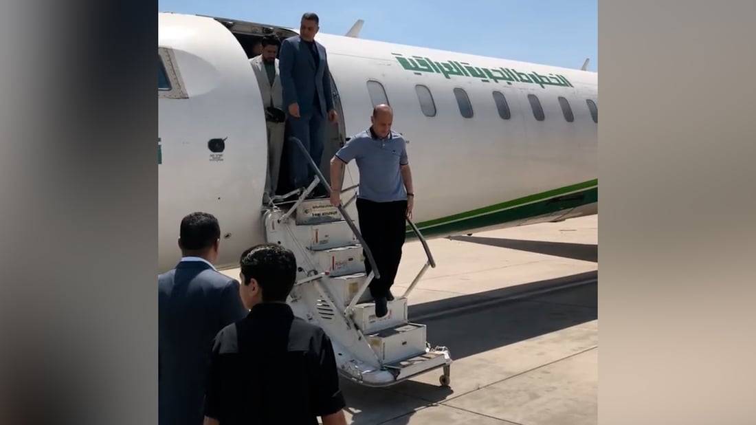 أسود الرافدين يهبطون في البصرة تمهيداً لاحتفالية تأهلهم لكأس العالم