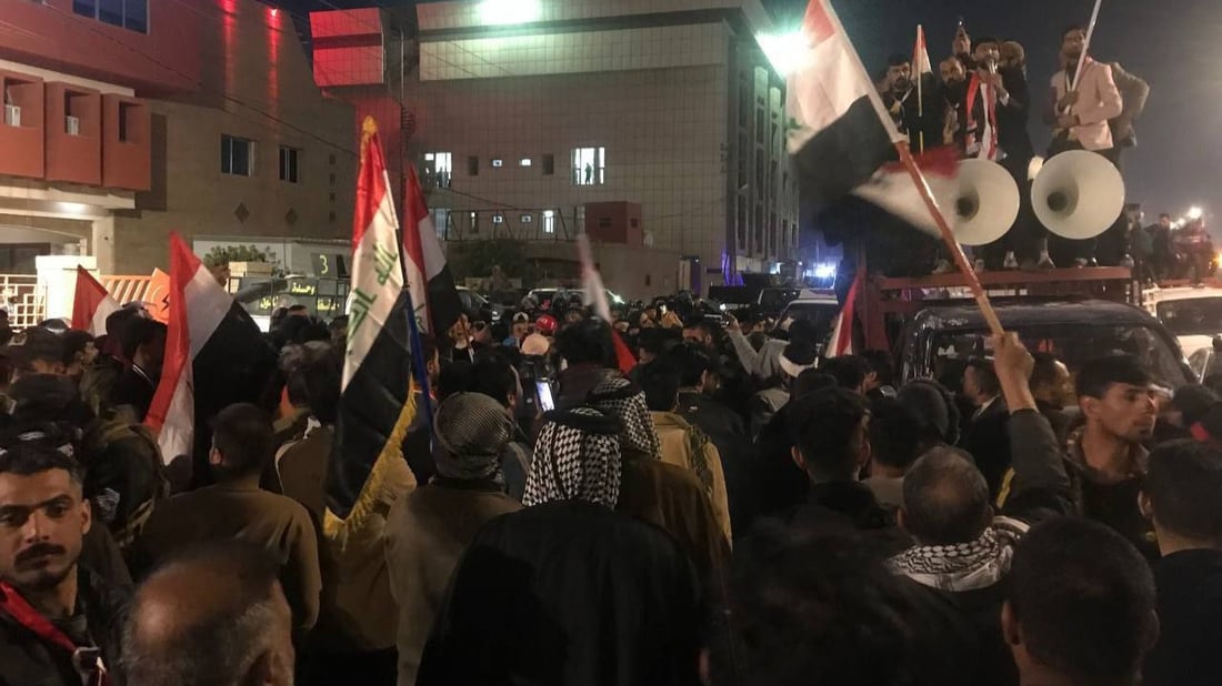 تظاهرات ليلية أمام محكمة بابل.. اعتراض على المحافظ الجديد وأسئلة حول اغتيال الخفاجي