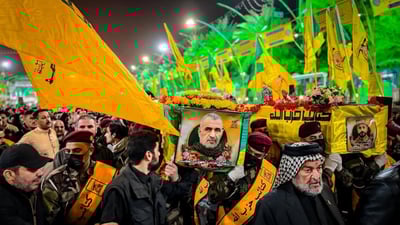 صور: الكتائب تشيع الفريجي ورفاقه عند مرقد الإمامين في كربلاء