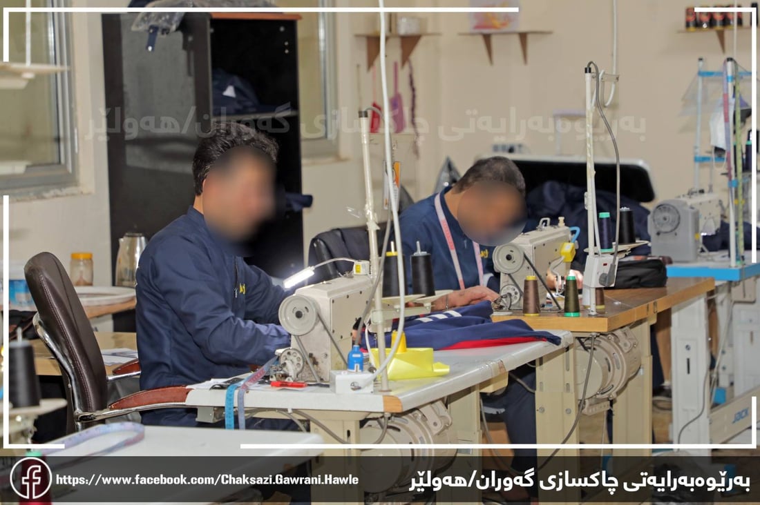 سجناء أربيل يكسبون المال ويعزفون على الكمان