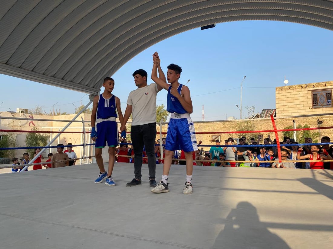 نزالات مشتعلة بين أشبال الحشد وذي قار في بطولة للملاكمة (صور)