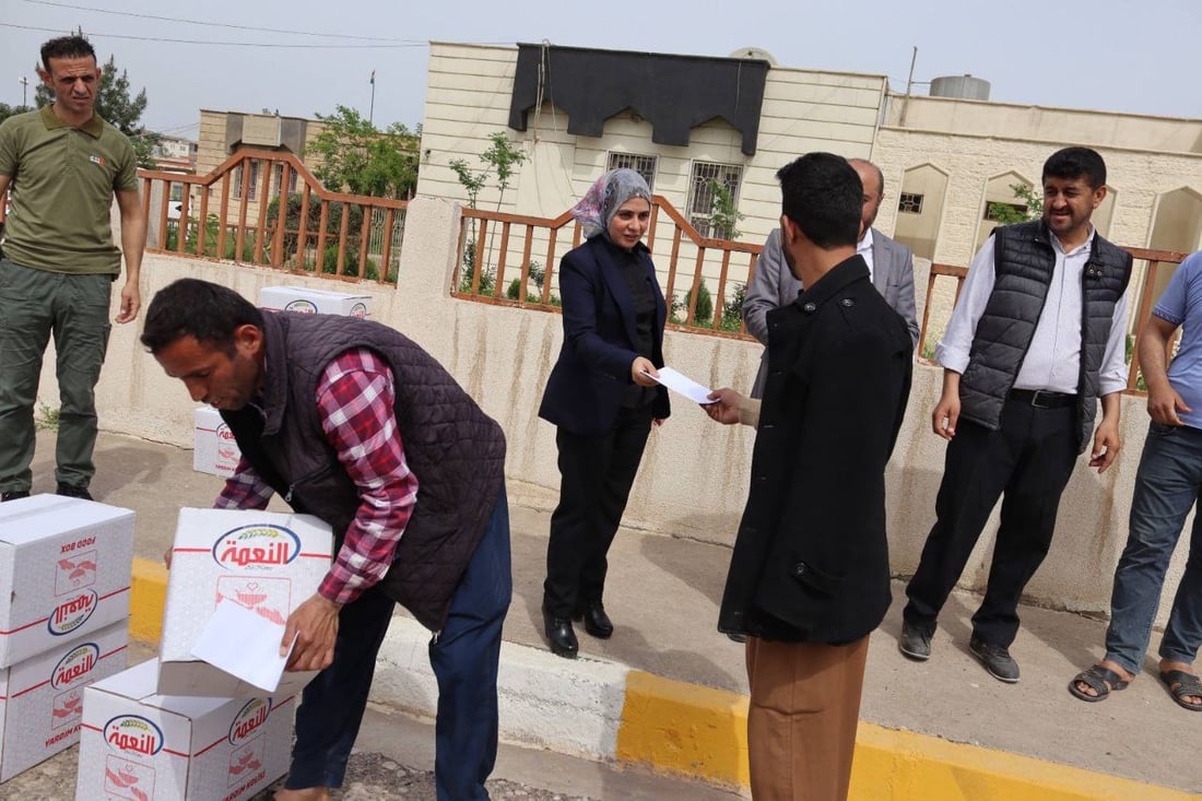 170 ژینگەپارێز سەبەتەی خۆراک و پارەیان پێشکەش کرا