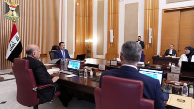 السوداني يوافق على تمويل رواتب كردستان مع وضع آليات احتساب حصة الخزينة