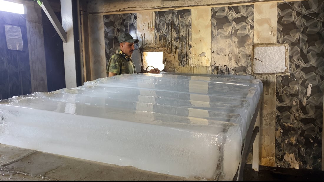 انتهت استراحة البصرة الطويلة.. عودوا إلى الإنتاج يا عمال الثلج (فيديو)