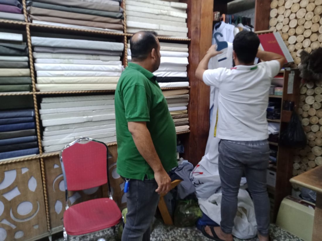 شرق العاصمة: أعمال الخياطين فاترة رغم العيد.. والأهم تعديل مقاسات الرجال والنساء (صور)