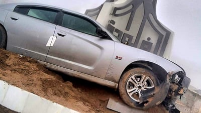 الفلوجة: سائق “جارجر” يقتحم دوّار الساعة ويؤجل افتتاحه (صور)