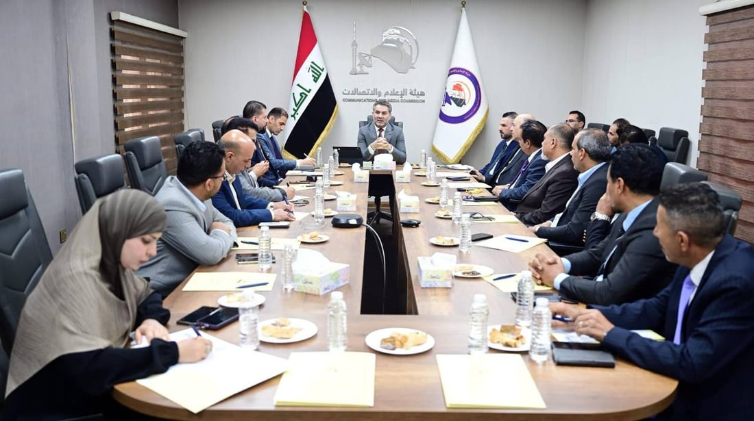 بليغ أبو كلل يستضيف عدداً من المحللين السياسيين لتوضيح إجراءات منع الظهور