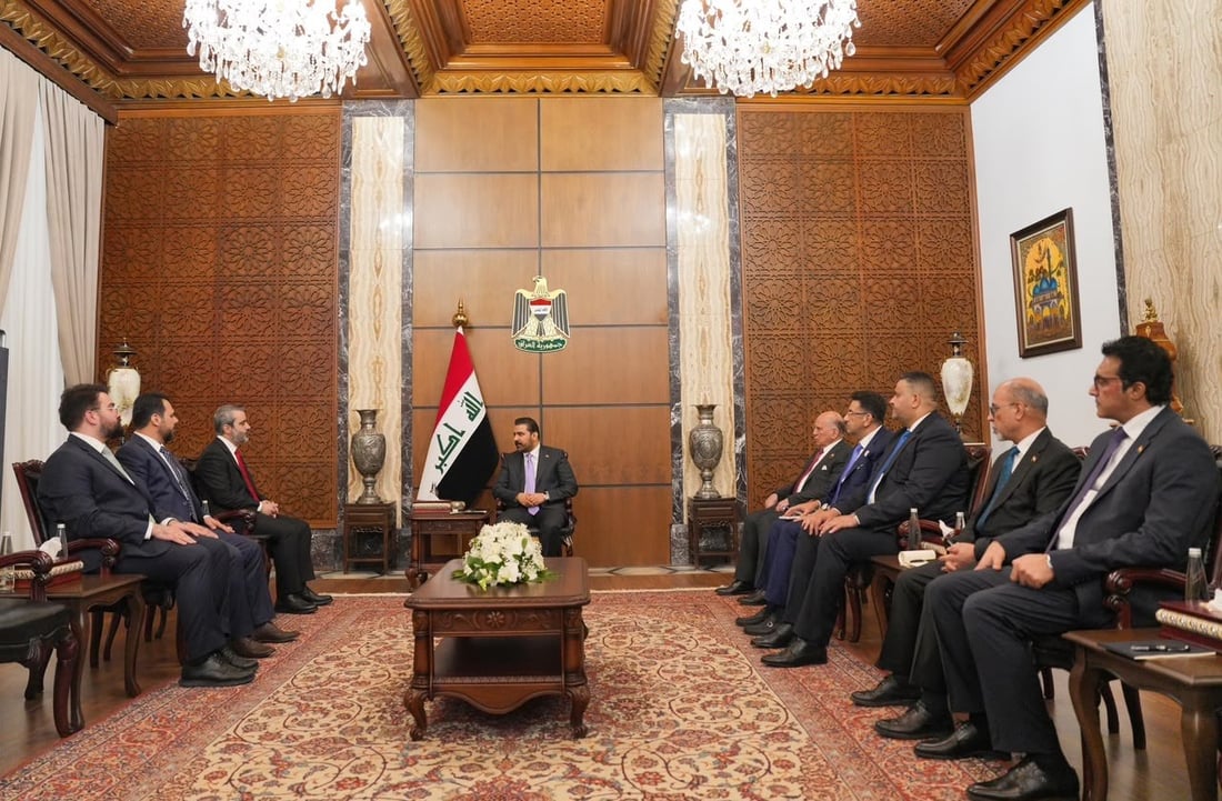 الزيدي يبحث مع الشيباني تشكيل لجان مشتركة لمكافحة الإرهاب وتأمين الحدود