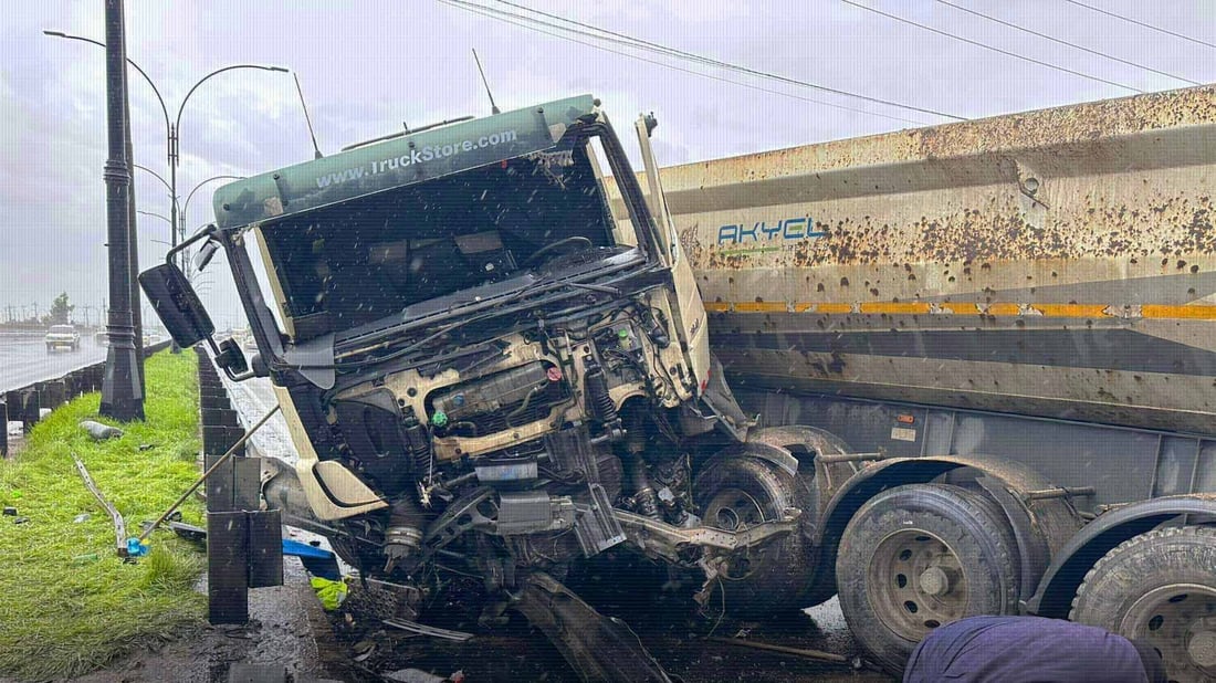 رووداوێکی سەختی هاتوچۆ لە رێگای نێوان دهۆک – زاخۆ روویدا