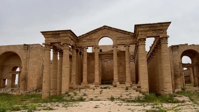 الموصل نقشت اللاة والعزّى في خلوة الشمس.. تعالوا إلى عربايا وقصور الحضر