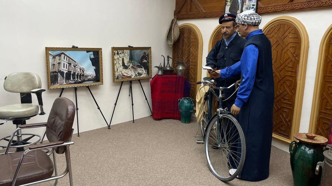 صور: السقا البغدادي وبائع التكة وساعي البريد.. الأمانة تعيد ذكريات الثلاثينيات