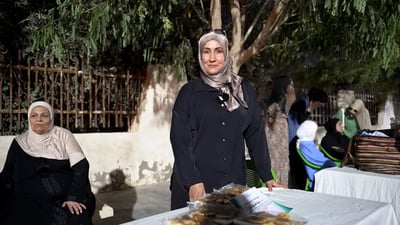 (فيديو) السيدات باللهجة العانيّة النادرة: نكافح والبازار يعني لنا الكثير