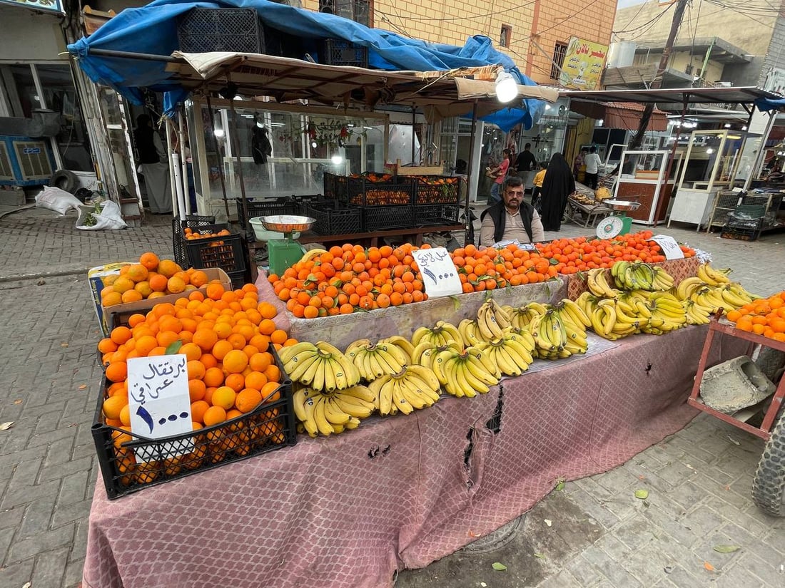 “كلشي عدنا عراقي”.. 964 في سوق جلولاء والسكان يفضلون طعم الأرض