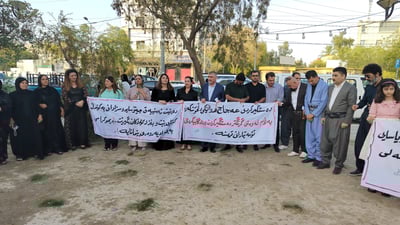 بە جلی کوردیەوە گردبوونەوە و داوای سزادانی حەجاج دەکەن