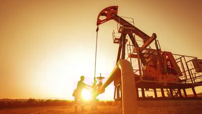 نرخى نەوت پشتى شکا