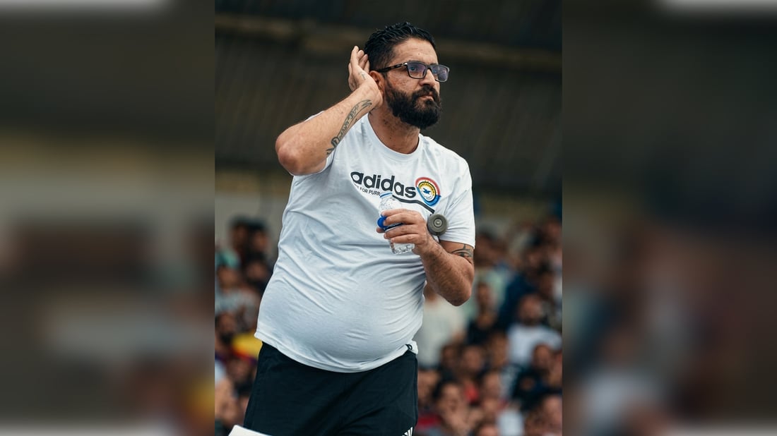 رئيس رابطة الزوراء ممنوع من دخول الملاعب حتى نهاية الموسم.. قرار لجنة الانضباط