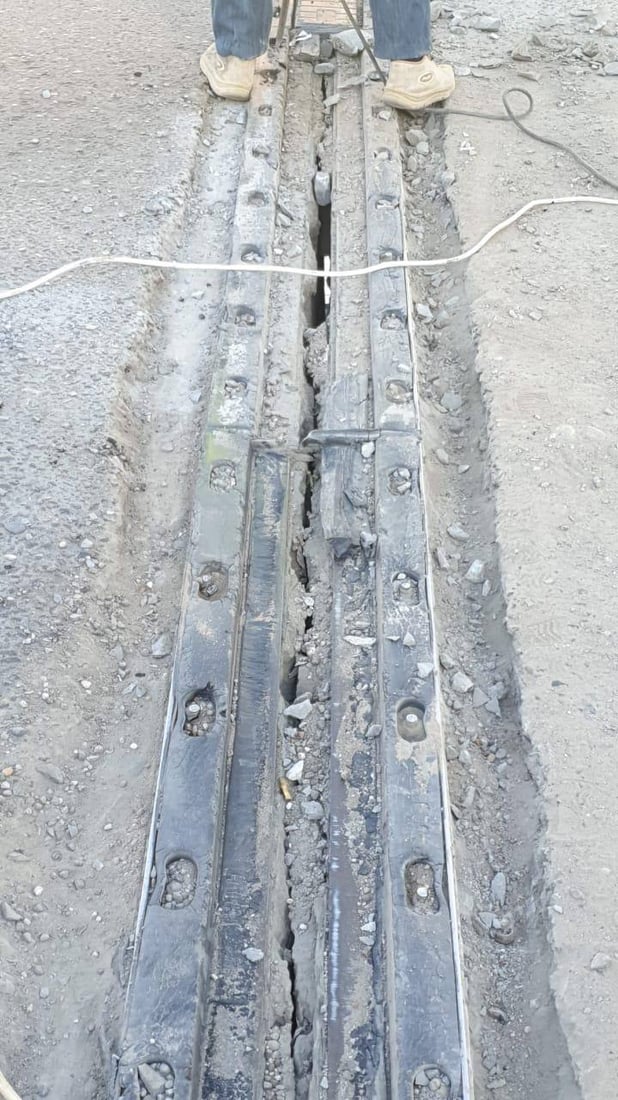 إصلاح “جوينات” مجسرات ثورة العشرين.. مرور النجف تفسر زحامات المدينة اليوم