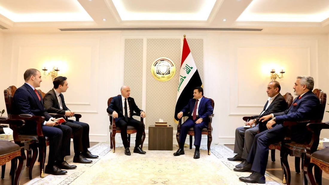 الأعرجي والسفير التركي يبحثان ضبط الحدود بين البلدين