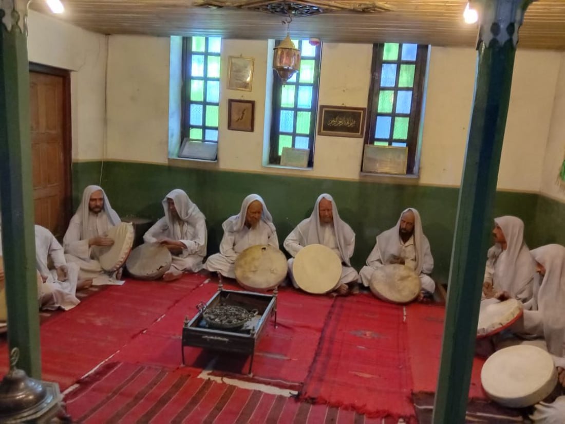 صور: التراث مهم لكن البرودة مهمّة أيضاً.. زوار أكثر إلى المتحف البغدادي في الصيف!
