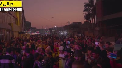 فيديو: فتيات وشبان بعقوبة في بازار مفتوح أمام “شراع مول”