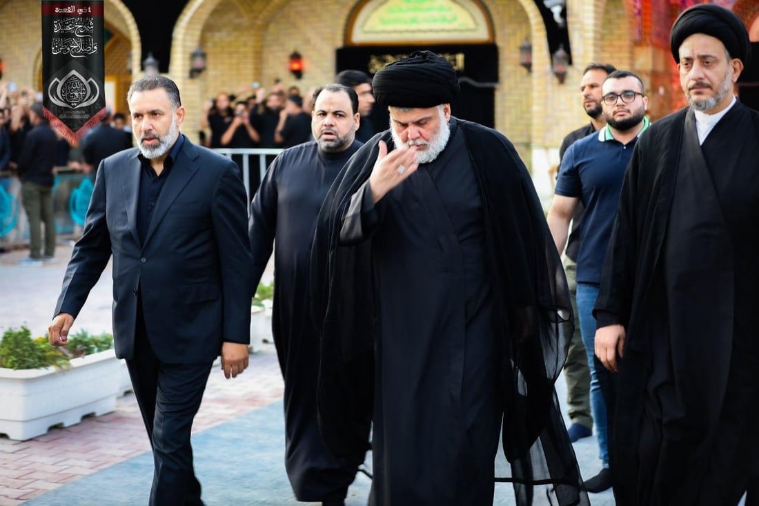 مقتدى الصدر يشارك في مراسم إحياء ذكرى رحيل والده ونجليه (صور)