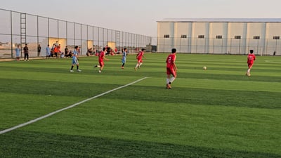 مواليد 2010 سحروا الجمهور.. السلام بطلاً على سوق الشيوخ (فيديو)