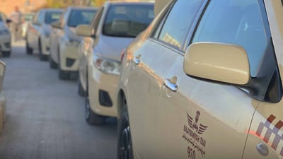 تاكسییەكانی دەرەوەی شاری سلێمانی لۆگۆی نوێ وەردەگرن