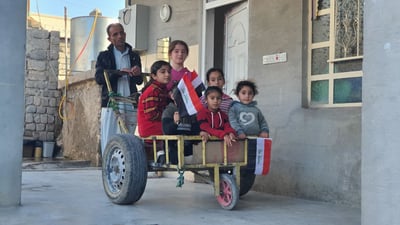 964 تحاور رجل العربة الشهير في تلعفر: كنت أدفع أيتام أخي.. وأريد هوية عراقية