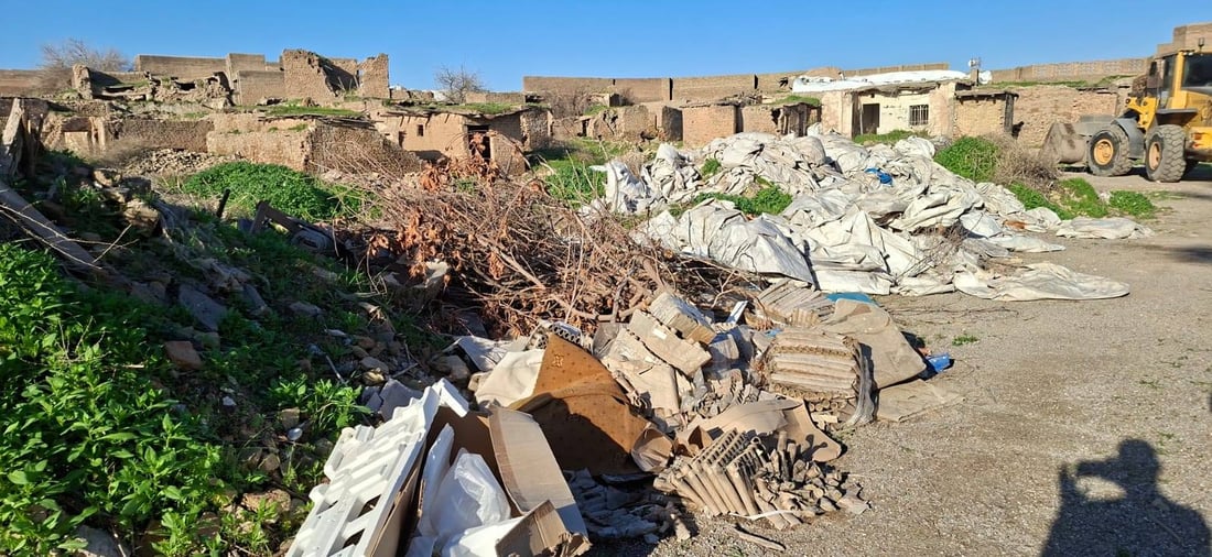 زبڵ و خاشاکی ناو قەڵا کۆکرایەوە و گواسترایەوە بۆ کانی قرژاڵە