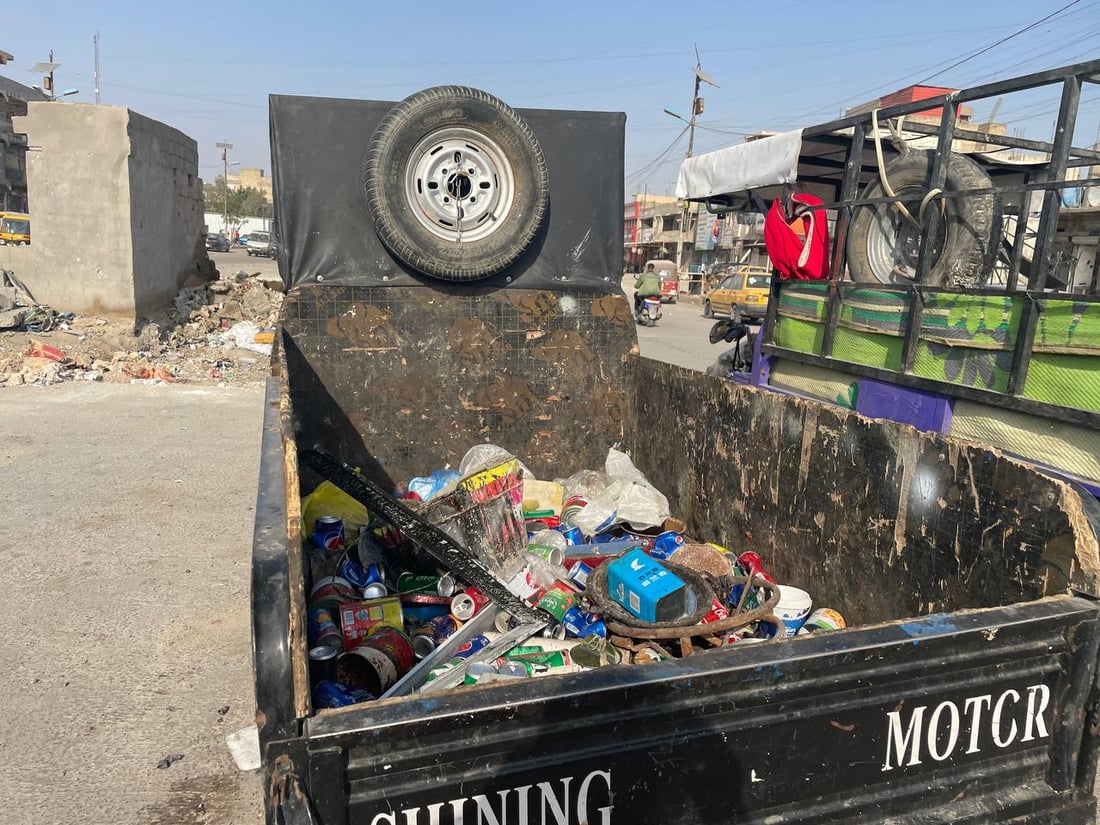 خلف السدة: عائلة من 8 أفراد تعيش على القمامة.. “لا سبيل آخر للرزق”