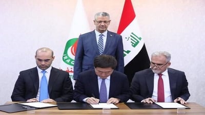 وزير النفط يرعى توقيع عقد جديد مع ائتلاف “جيوجيد” الصينية وهلال البصرة