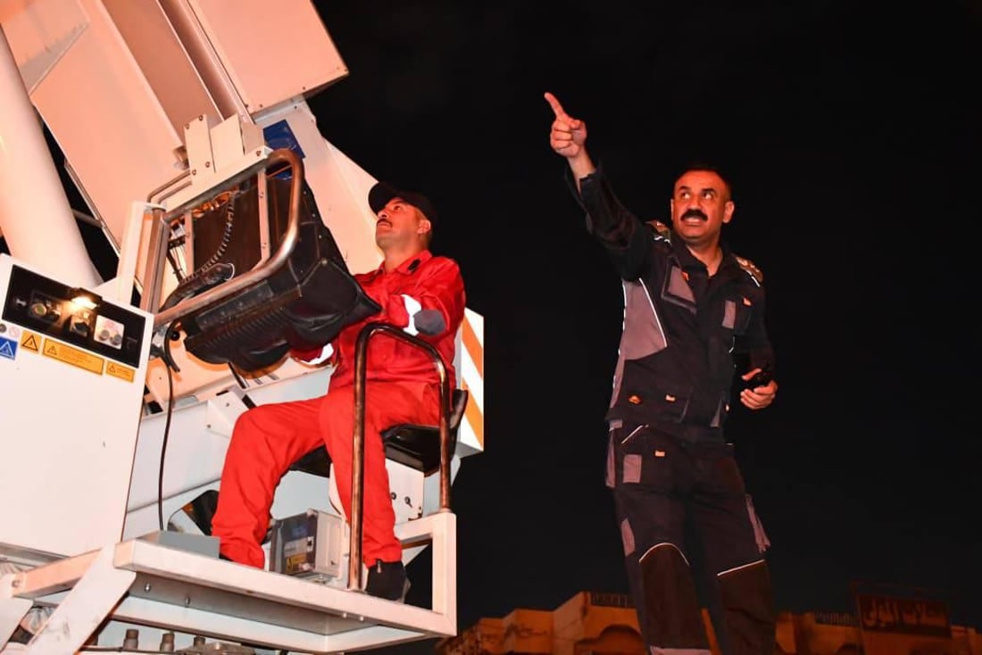 الدفاع المدني: فرقنا تكافح حريقاً واسعاً في منطقة الطالبية شرقي بغداد