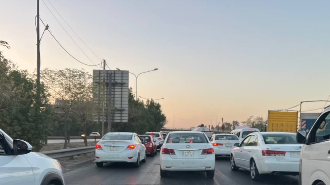 صور من بغداد: سريع الشعلة قافل بسبب الحفر.. والأمانة تقول: سنصلحه قريباً
