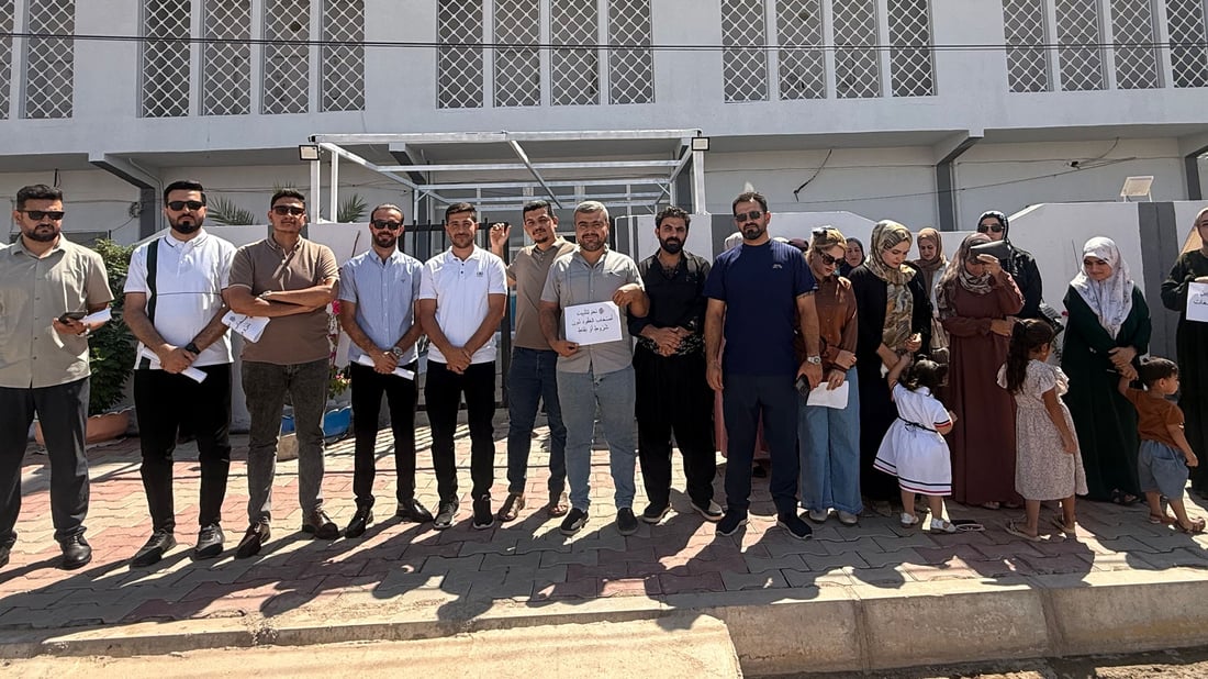 دروشمەکانیان بە عەرەبی بەرزکردەوە؛ دەبێت بەغدا بمانکاتە هەمیشەیی دەنا بایکۆت دەکەین