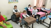 من الإشارة إلى النطق.. 500 طفل يتحدى الإعاقة في معاهد الن...