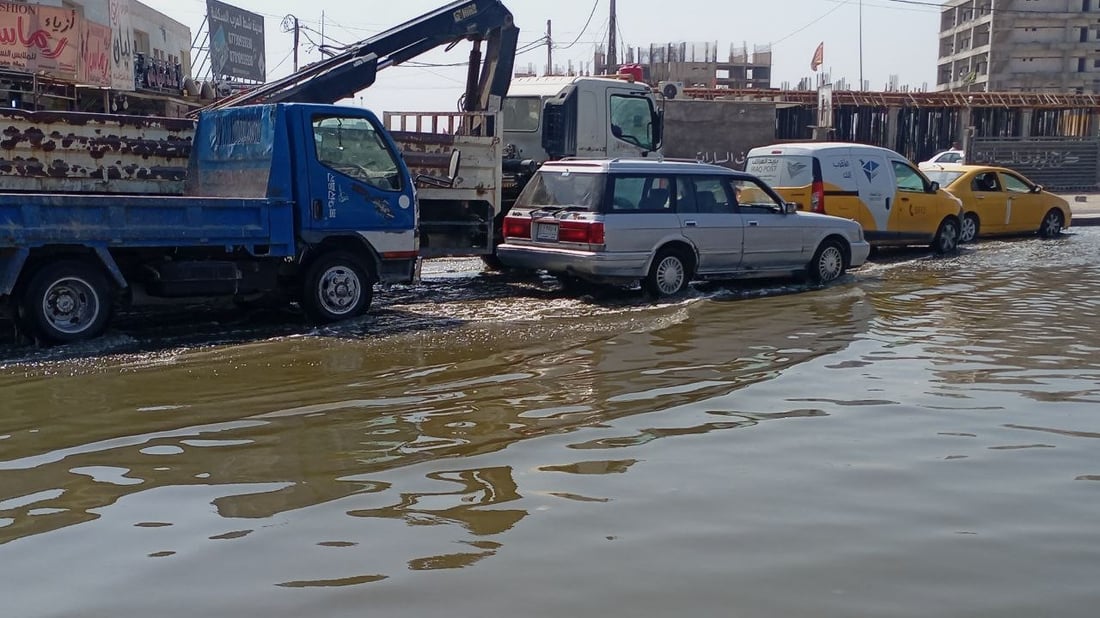 صور: قلب البصرة التجاري غرق بالمجاري وانقطعت الأرزاق