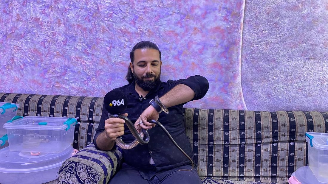 أحمد أيضاً “يرقص مع الثعابين يومياً”.. لا تقتلوا العربيد الأسود إنه صديقكم! (فيديو)