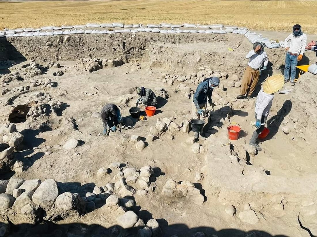 صور: كردستان تستعين بخبراء إيطاليا للتنقيب في “تل زيد” غربي دهوك