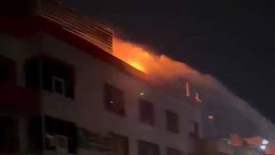 پەیامنێرمان لە کەلار: لە سەربانی تەلاری زانکۆ ئاگر دەبینرێ