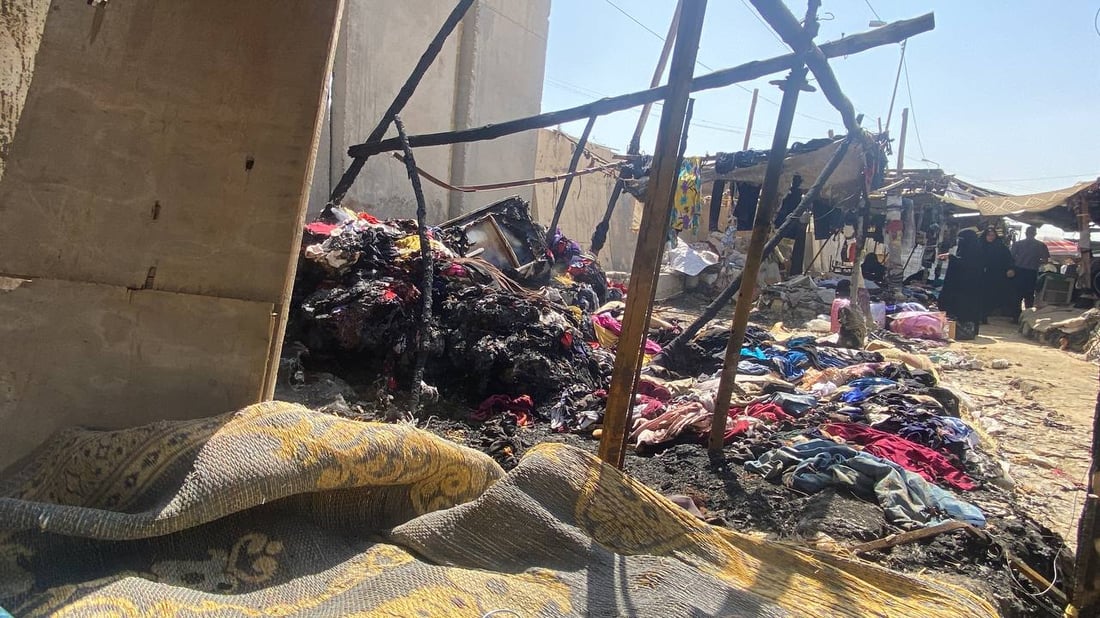 فيديو مؤلم.. بائعات سوق هرج الناصرية افتتحن بسطاتهن مجدداً فوق ركام الحريق
