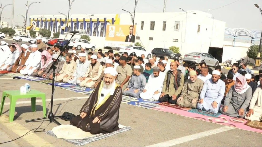 صغاراً وكباراً يتضرعون إلى الله.. صور من صلاة الاستسقاء في الرمادي وتكريت