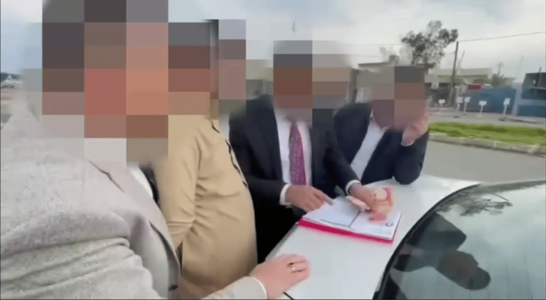 ضبط مبتز في ساحة الكمرك بين كركوك وأربيل.. فيديو من النزاهة